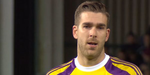Adrian joins Liverpool