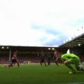 Wijnaldum puts it through the keepers legs at Sheffield United