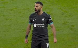 Mo Salah scores to make it 2-2 against Arsenal at the Emirates Stadium